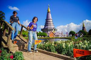 BIB: 
                            <button type="button" onclick="openModal(19230520)" class="btn btn-primary btn-sm float-right btn-popup" data-toggle="modal" data-target=".modal-high-quality">
                        <i class="fas fa-shopping-cart"></i> Add to Cart
                    </button>
                                            <button type="button" onclick="isThisMe(19230520, true)" class="btn btn-success btn-sm float-right btn-popup btn-isme hidden" data-toggle="tooltip" data-placement="bottom" title="นี่คือรูปของคุณใช่ไหม คลิกที่นี่เพื่อเอาเข้าอัลบั้ม">
                        <i class="fas fa-plus"></i> Add to album
                    </button>
                    <button type="button" onclick="isThisMe(19230520, false)" class="btn btn-warning btn-sm float-right btn-popup btn-isnotme hidden">
                        <i class="fas fa-ban"></i> Remove from album
                    </button>